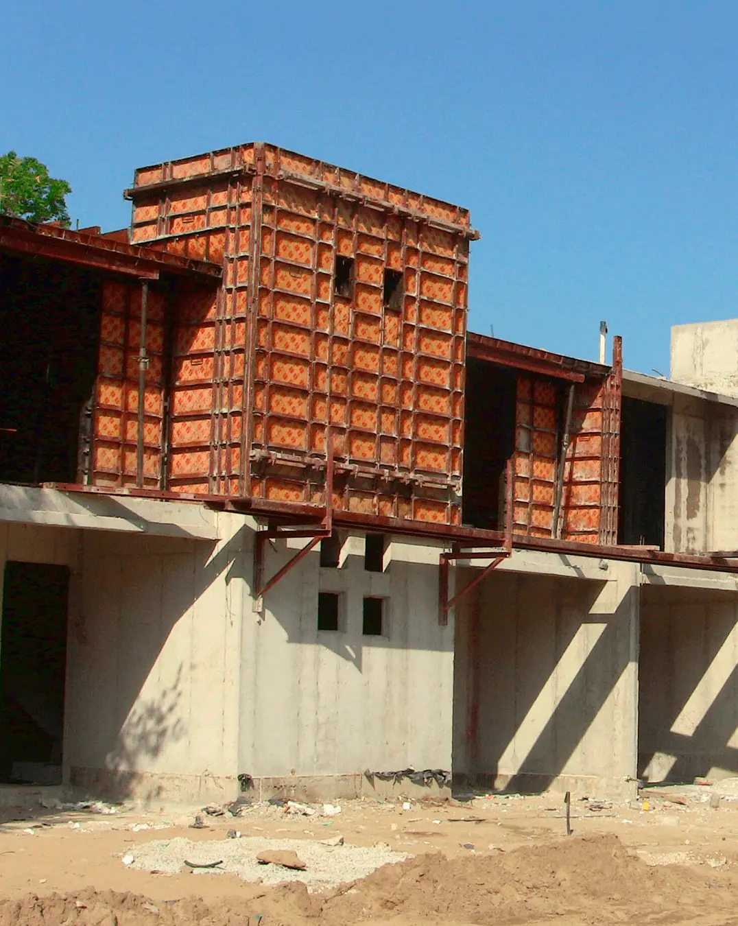 Sistema Monolítico - Cimbra modular para construcción